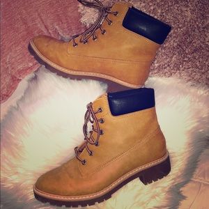 Mossimo Tan Combat Boots/ Timberlands